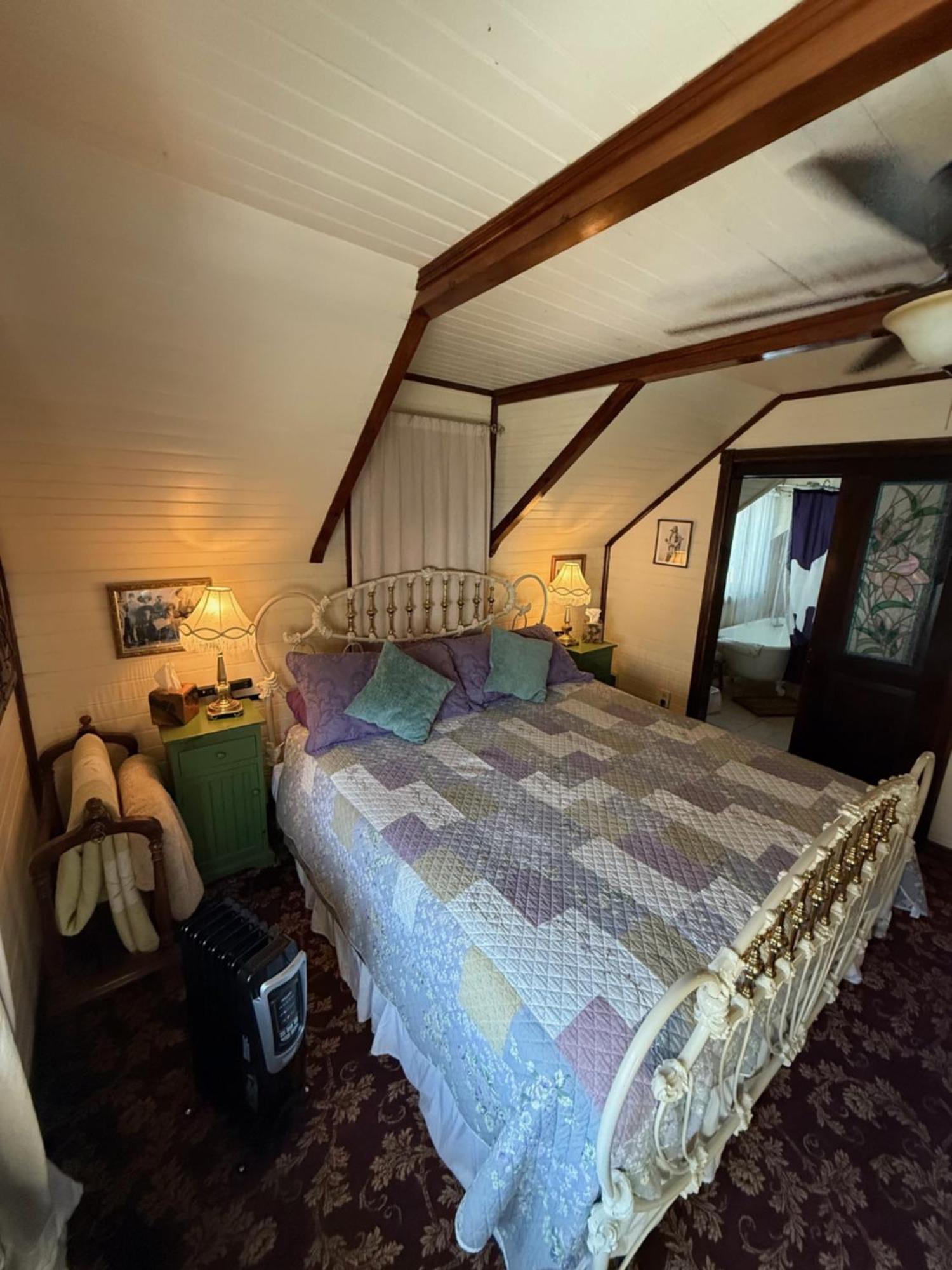 Downtown B&B With Jacuzzi Glenwood Springs Exterior photo