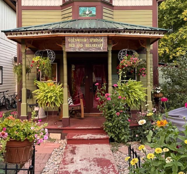 Downtown B&B With Jacuzzi Glenwood Springs Exterior photo